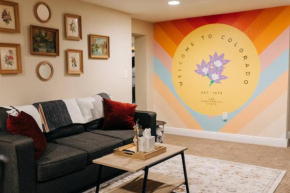 Cozy 2-bedroom at the Allison Street Cottage!